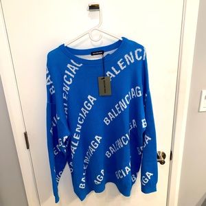 Belenciaga sweater size XL
